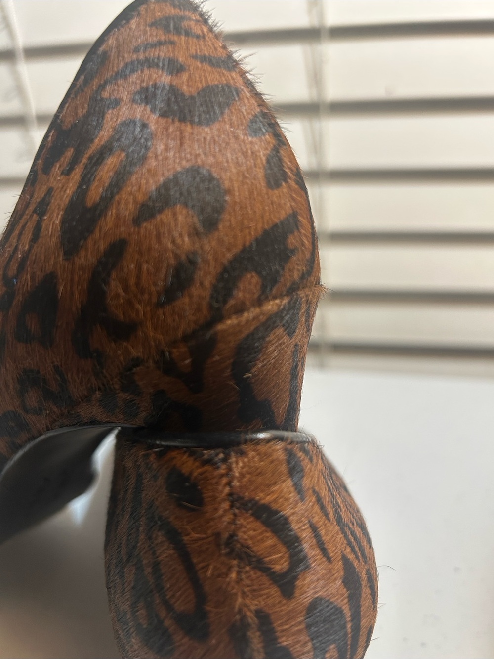Naturalizer leopard print calf-hair—- kitten heel pumps